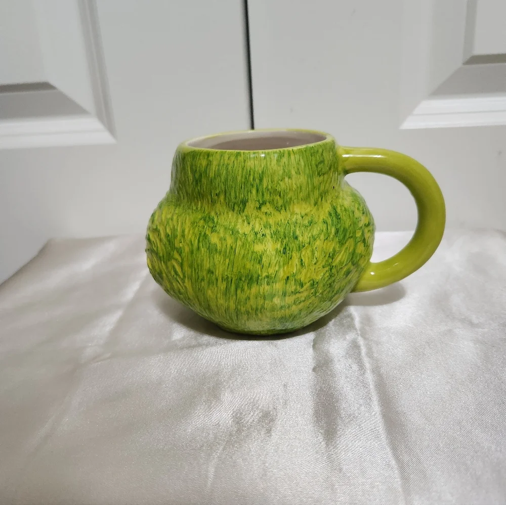 Grinch Coffee Mug Sculted 3D Ceramic Cup 16oz / Christmas Mug - Picture 4 of 7